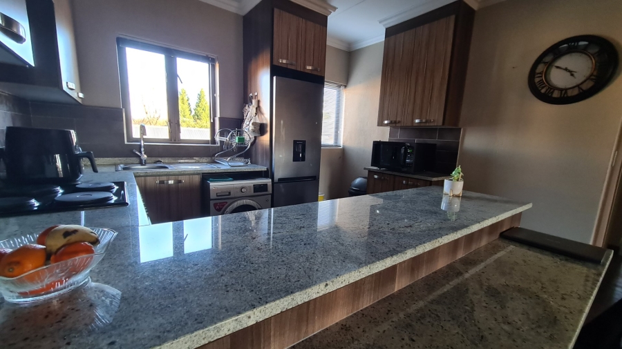 2 Bedroom Property for Sale in Baillie Park North West